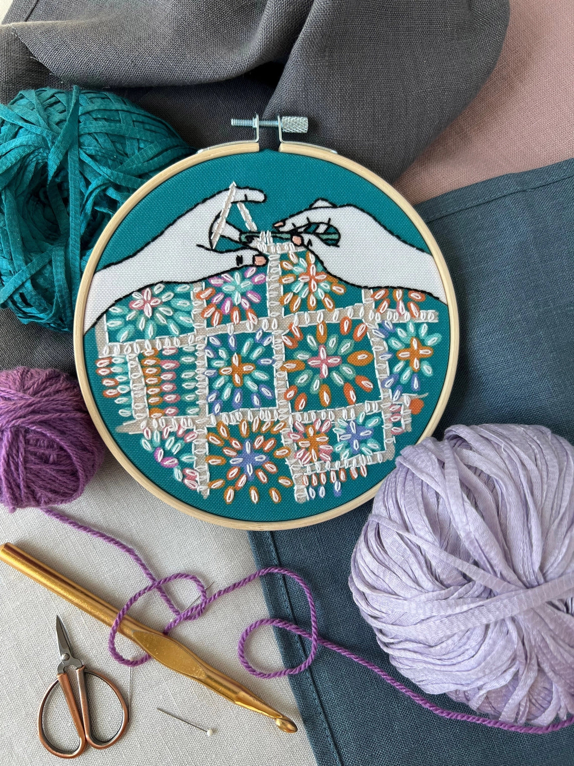 Rikrack crochet embroidery kit