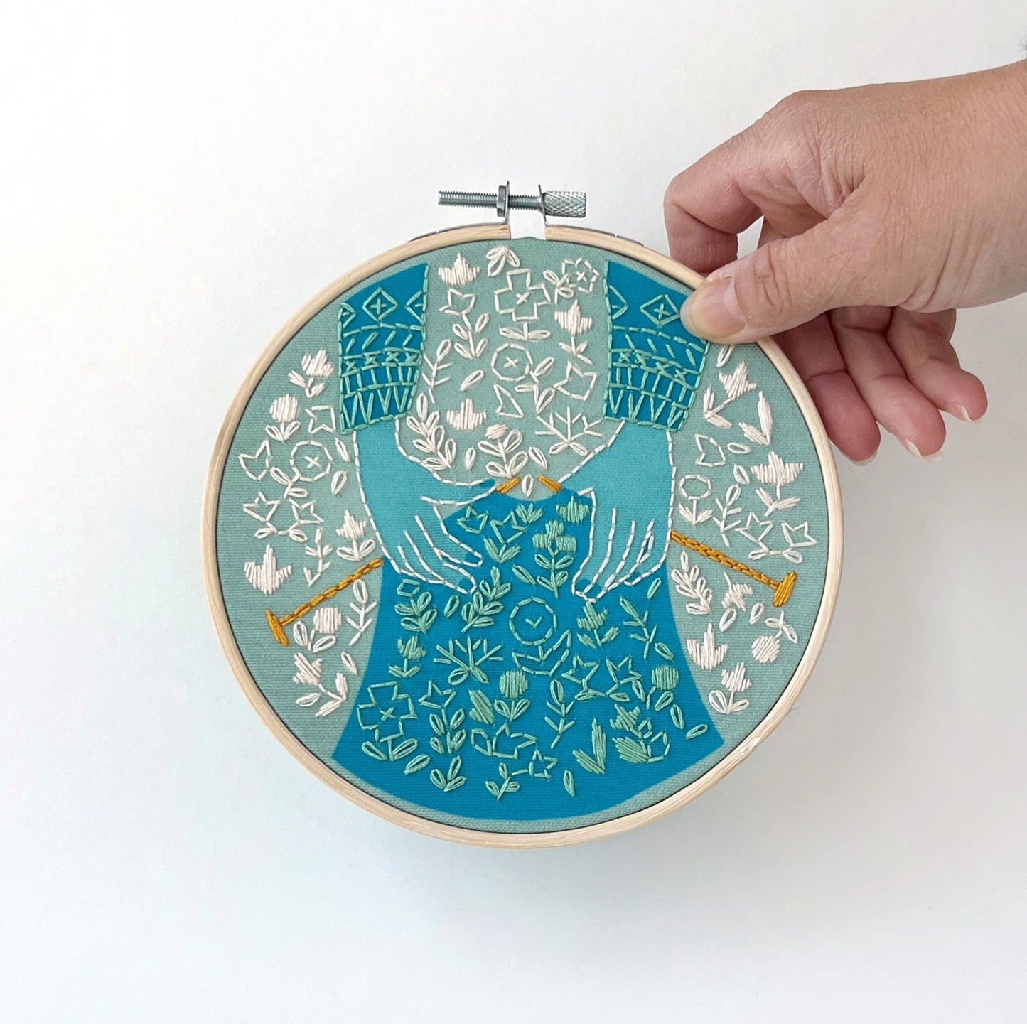 Rikrack knitting embroidery kit