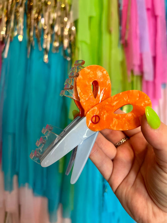 scissors hair claw clip