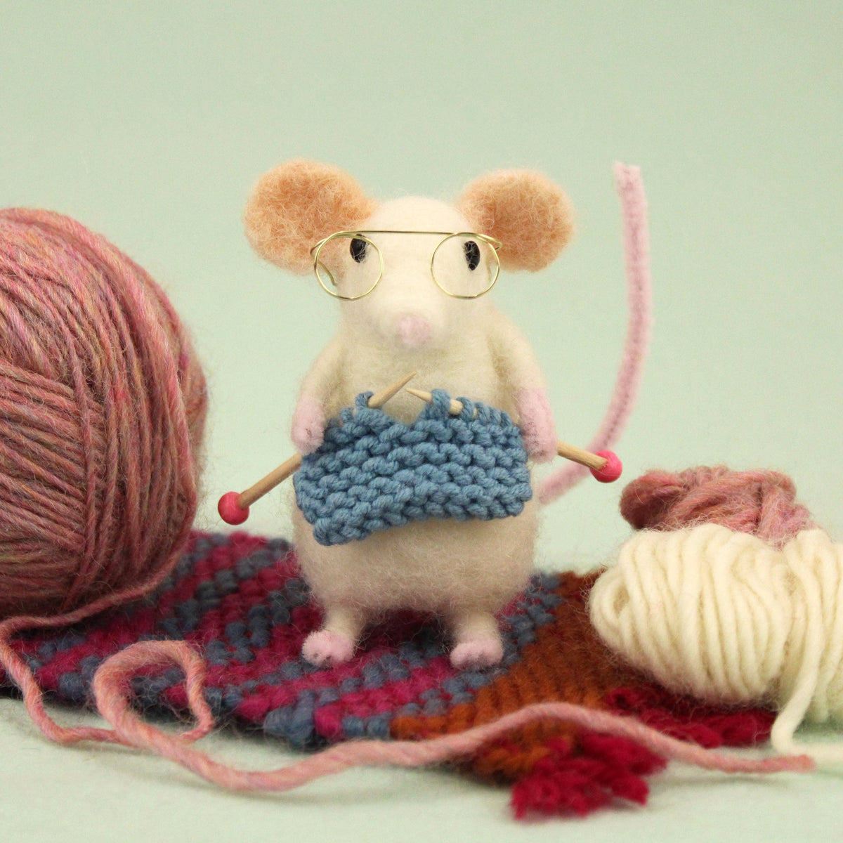 Knitting Mouse Small Needle Felt Kit