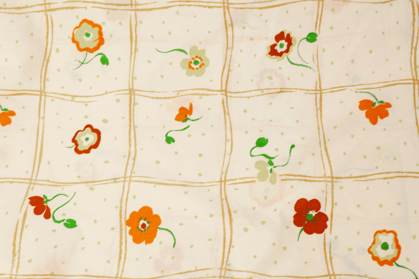 Floral grid pillowcase