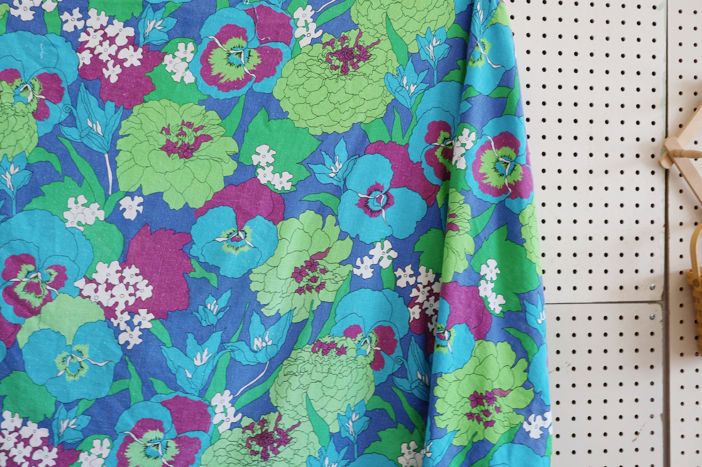 Pansies and zinnias tablecloth