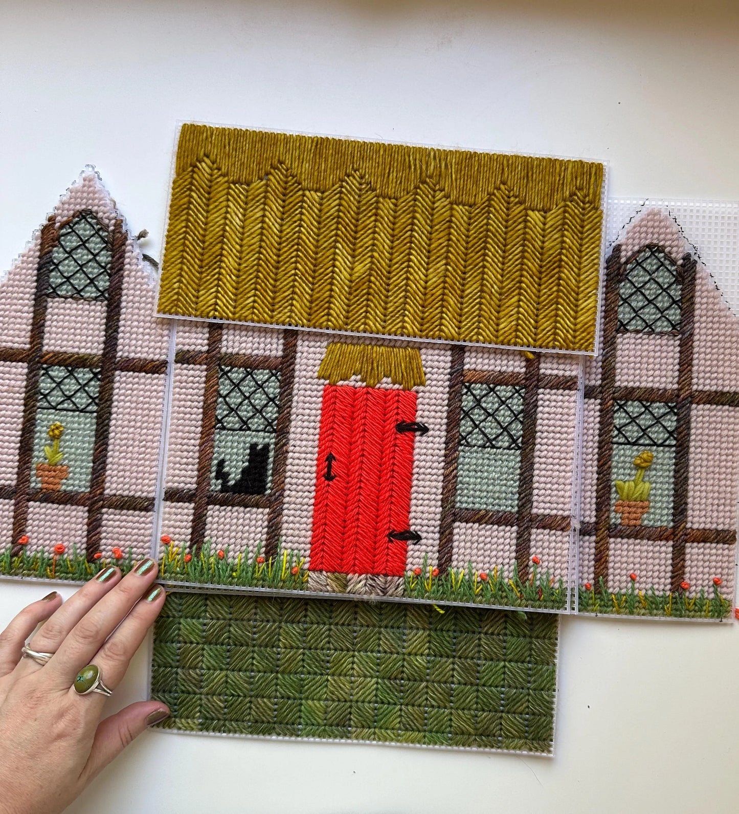 DIGITAL DOWNLOAD Needlepoint house purse pattern